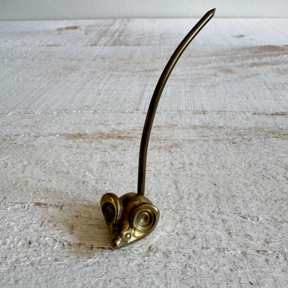 Miniature Brass Mouse Figurine with Long Metal Tail - Brass Gold Tone Mouse - Picture 1 of 10